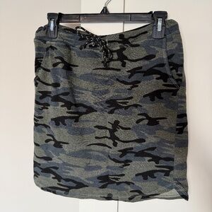 Sundry Camo Knit Skirt Mini Skirt - size Small
